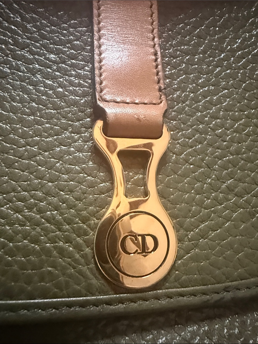$310 TODAY Authentic Dior Olive Green Leather Crossbody Bag with Tan Trim - Picture 2 of 10